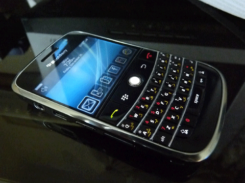 blackberry-bold-9000.png
