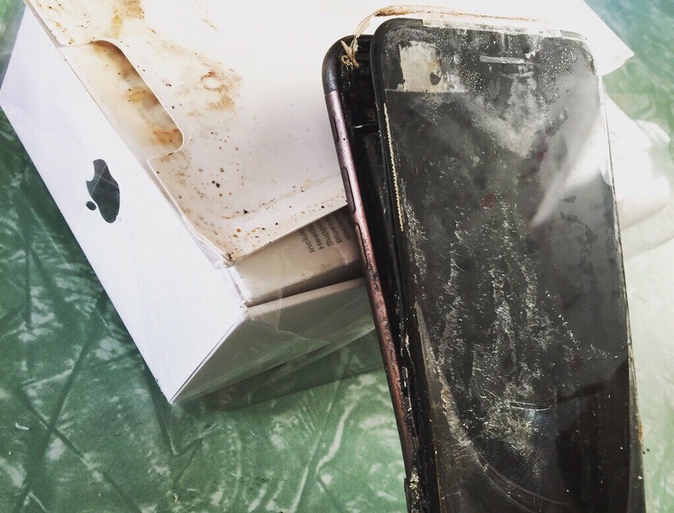 iphone-7-exploding.jpg