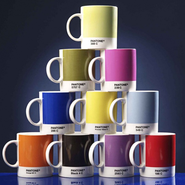 pantone_coffee_mugs.jpg