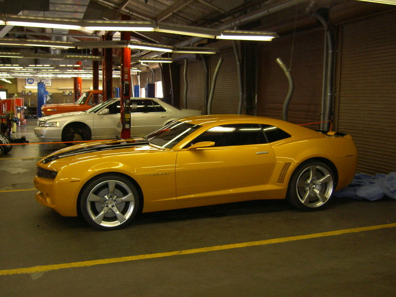 2009camaro.jpg