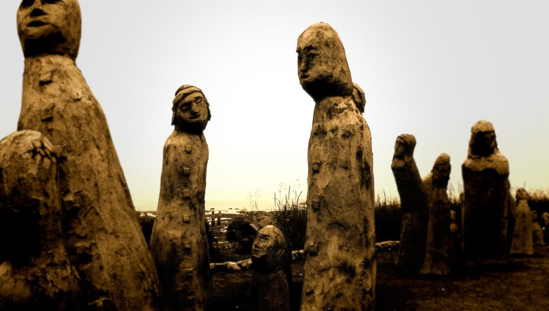 statues-1.jpg