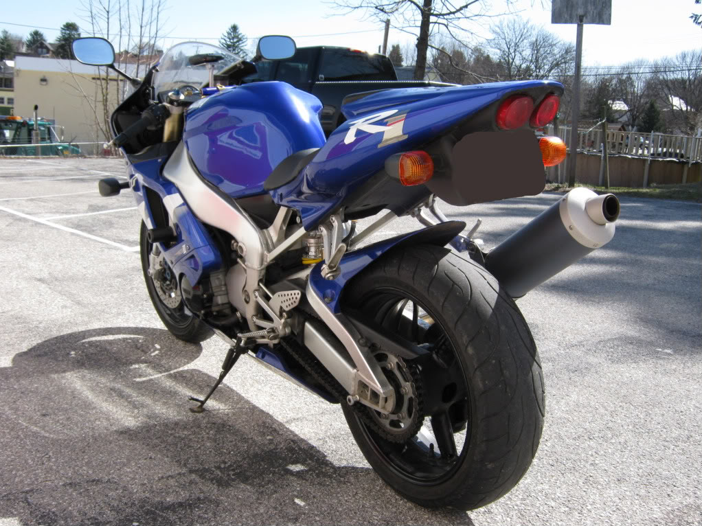 r1back-1.jpg