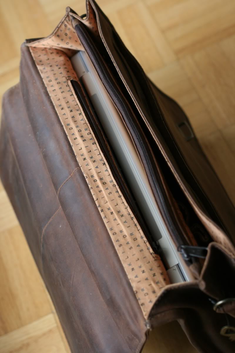 AdrianKlisbriefcase4.jpg