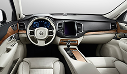 2015-volvo-xc90-int.jpg