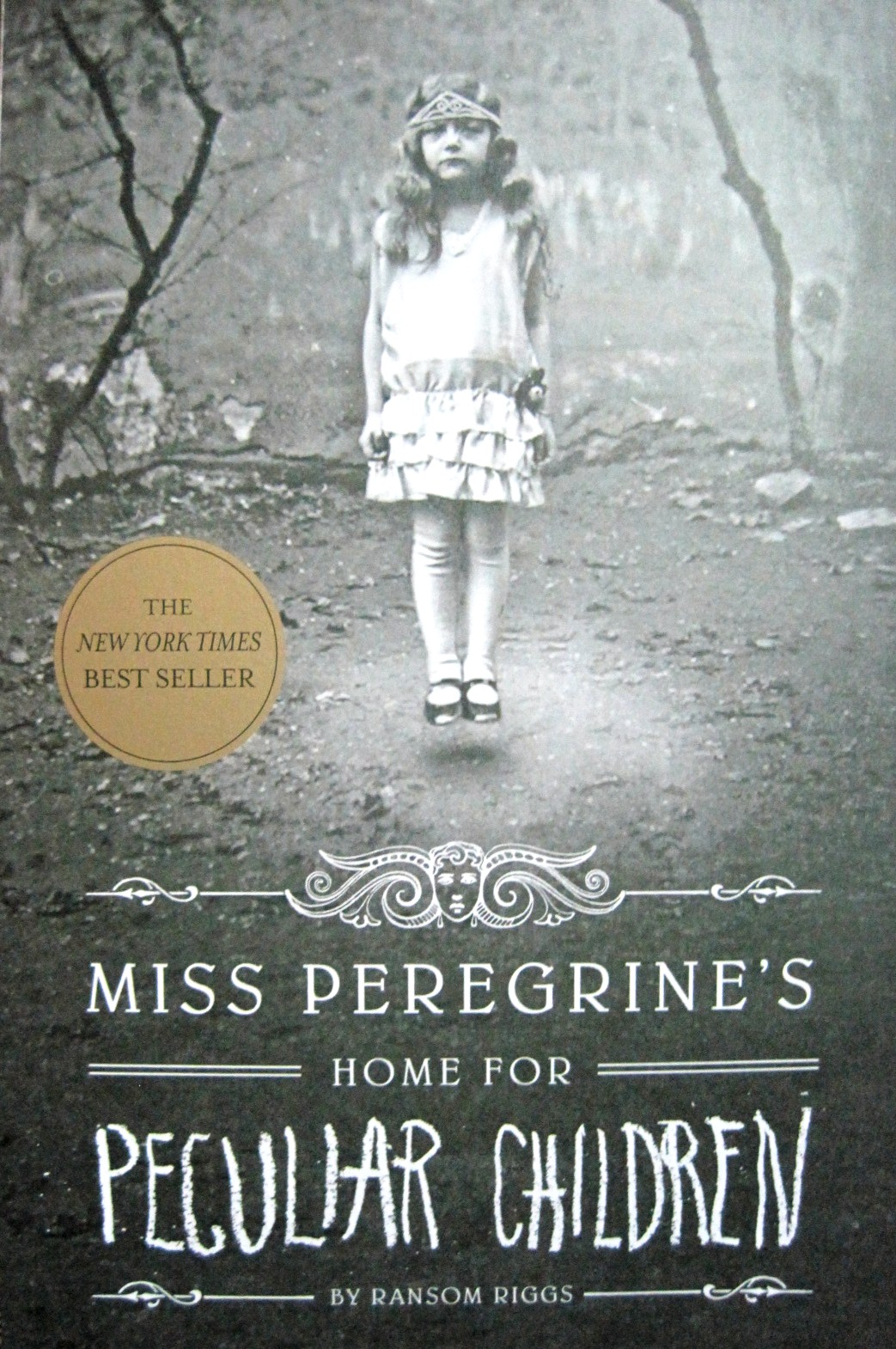 Miss-Peregrine-Home-Peculiar-Children-Ransom-Riggs.JPG