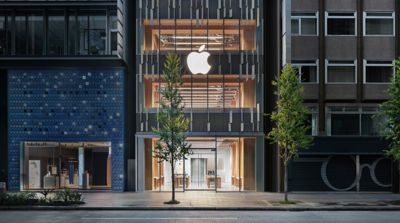54591-110505-001-Apple-Ginza-offical-photo-xl.jpg