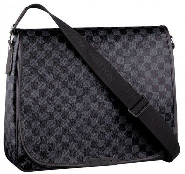 Louis+Vuitton+Damier+Graphite+Messenger.bmp