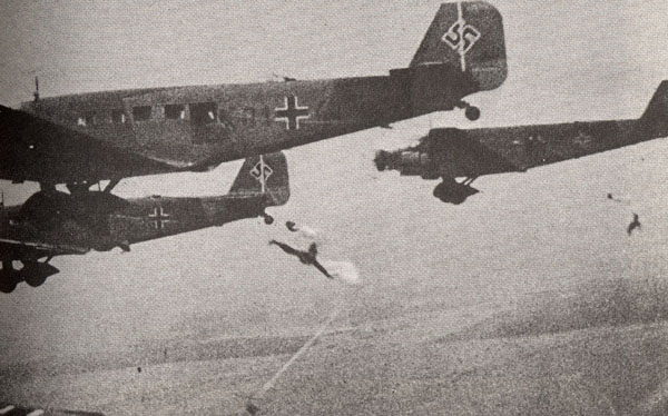 France4_zps218ca99e.jpg