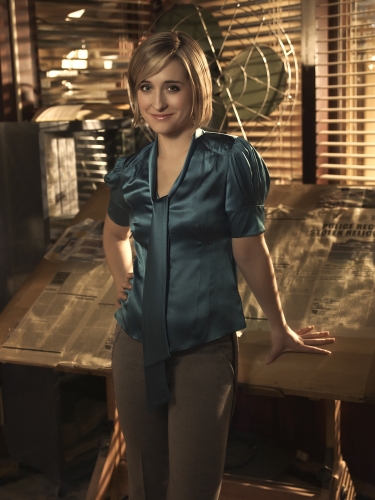 s8-allison-mack.jpg