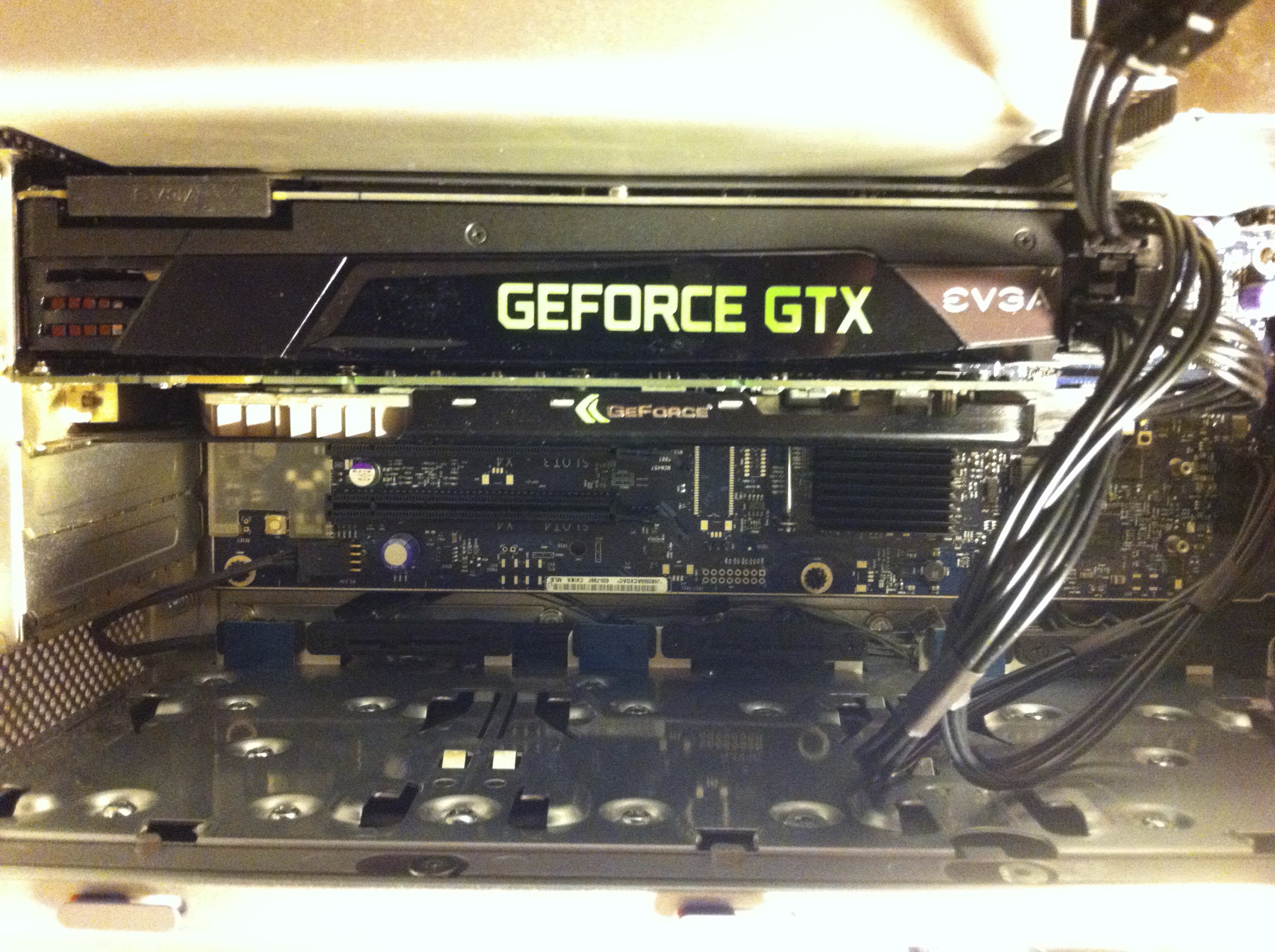 EVGA_GTX670_FTW_PC_in_MACPRO.png