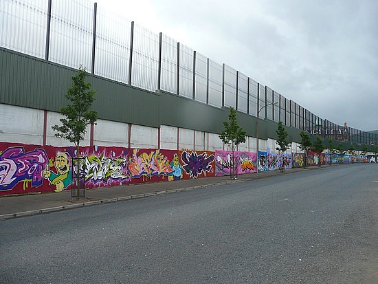 adventures.1251729681.2_peace-wall-west-belfast.jpg