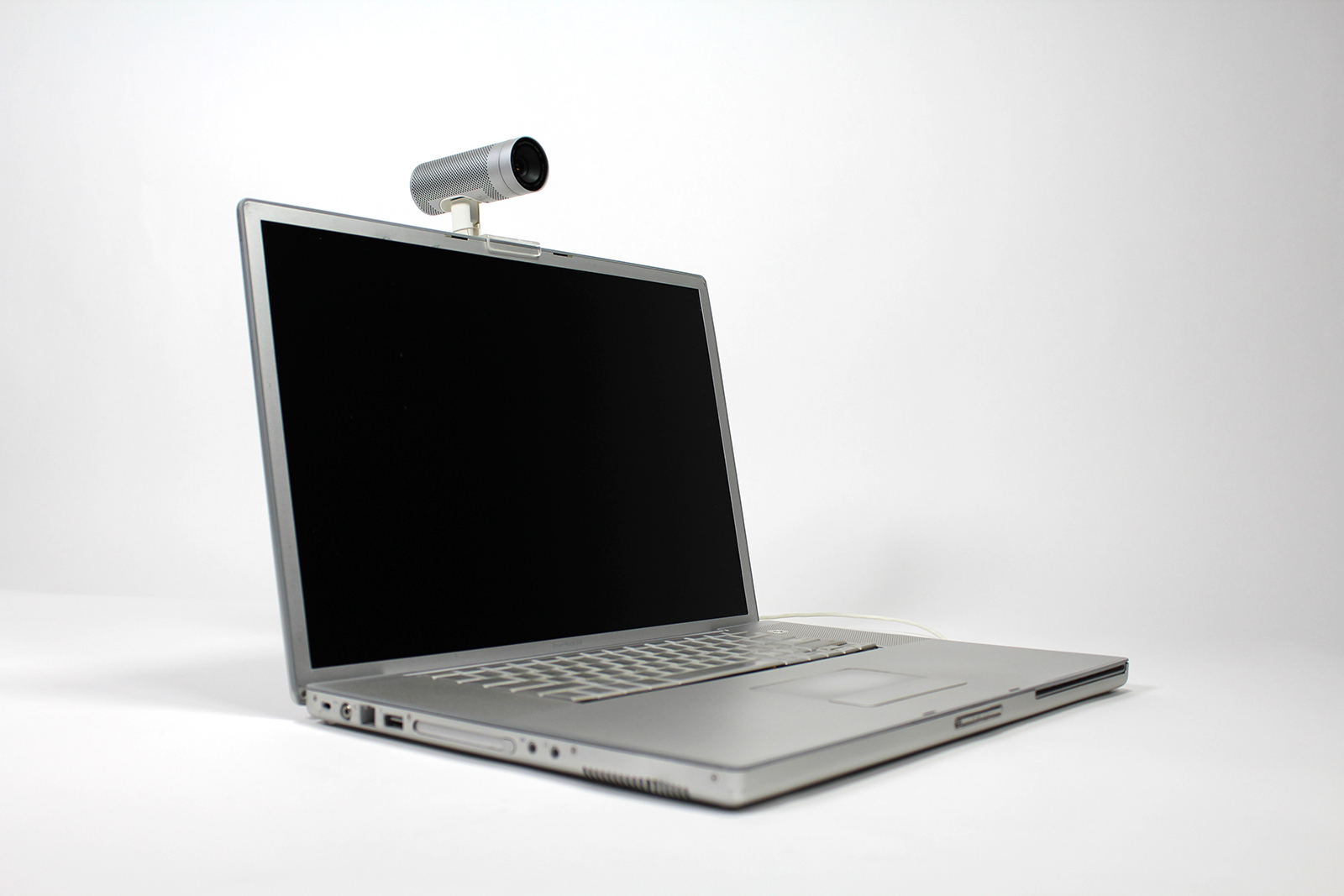 isight-17-powerbook.jpg