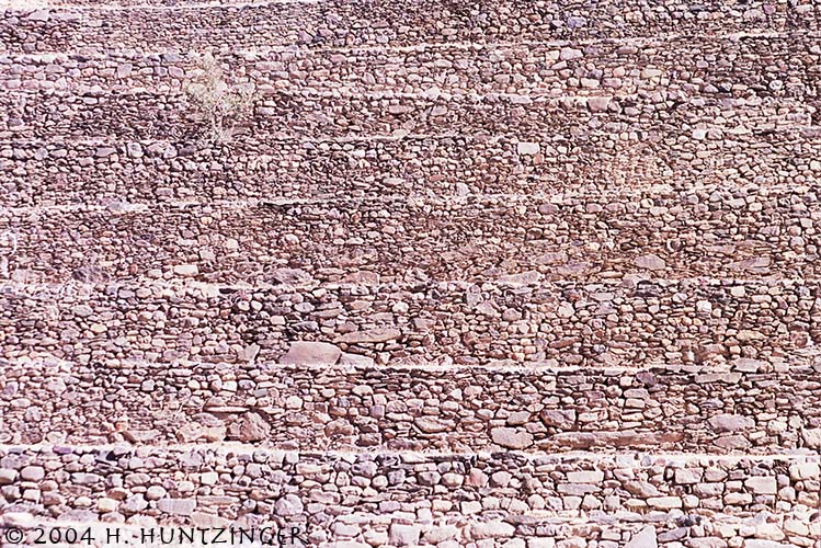 ollantaytambo_terraces(17_0798).jpg