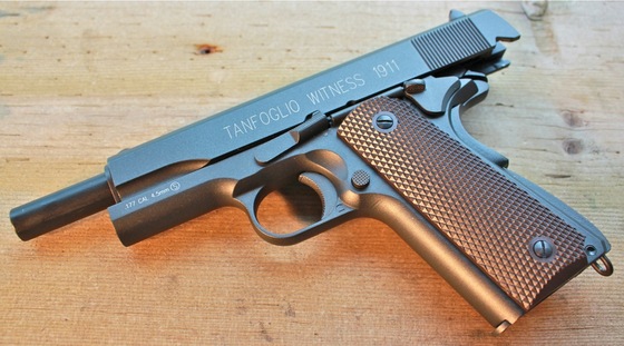 Tanfoglio%20Colt%201911%203.jpg