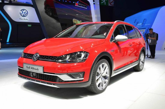 Volkswagen-Golf-Alltrack-6-550x364.jpg