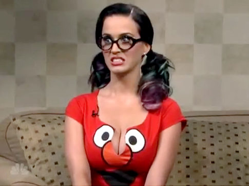 alg_snl_katy-perry_elmo-shirt.jpg