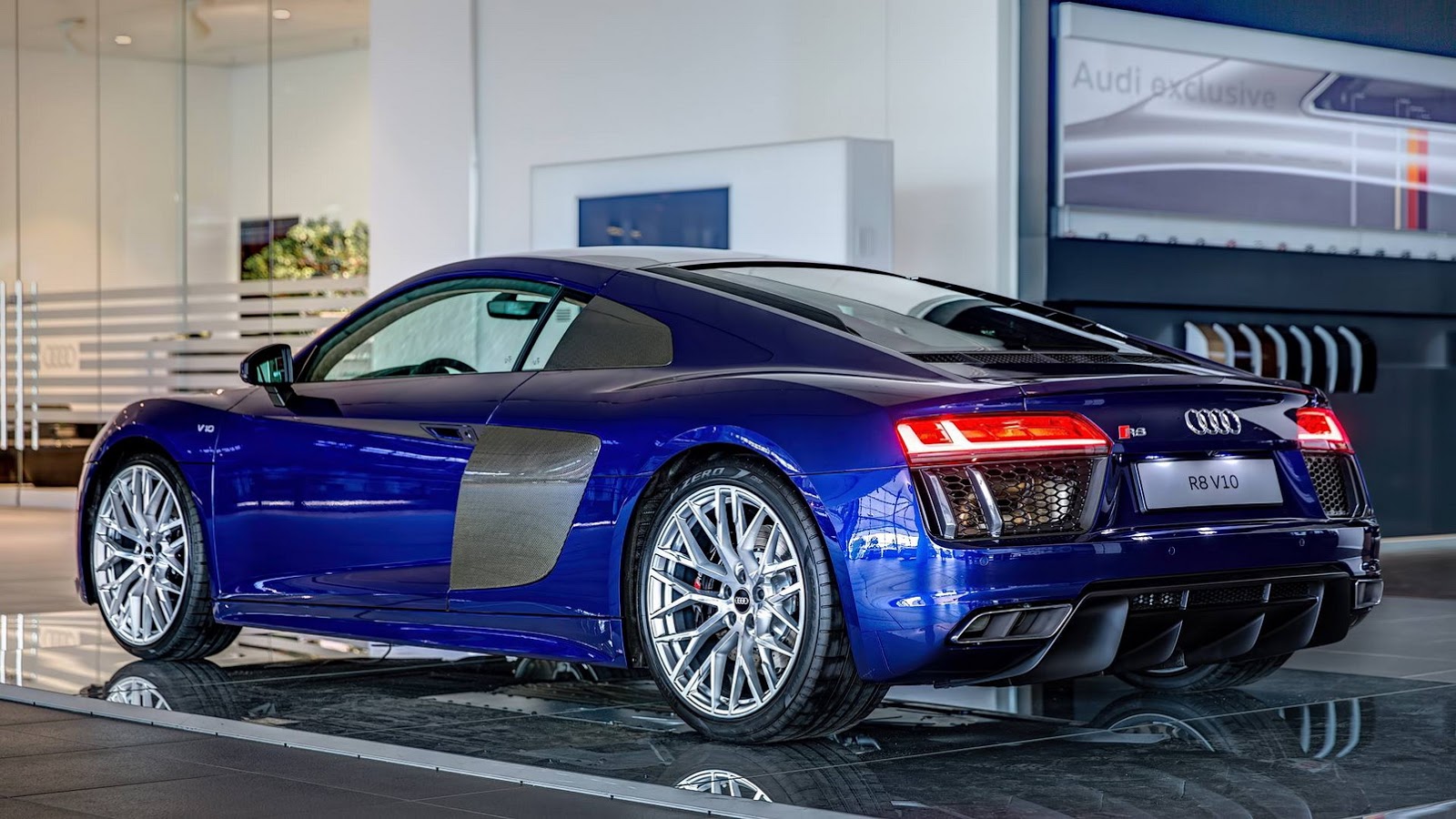 audi-r8-v10-afn-14.jpg