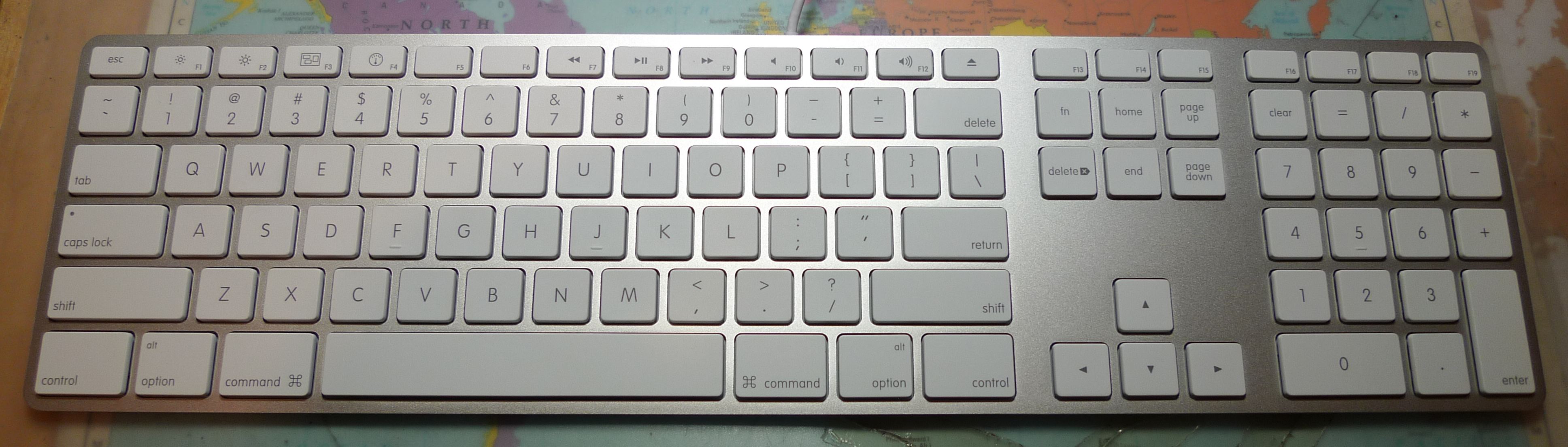 Apple_iMac_Keyboard_A1243.png