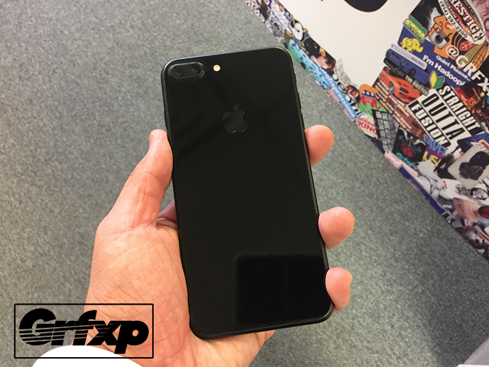 jet_black_iphone_7_plus_skin_conversion_grfxp_grafixpressions.jpg