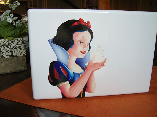 snow-white-apple-2.jpg