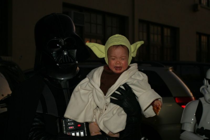 Elyse_Darth_Vader_pic_small.jpg