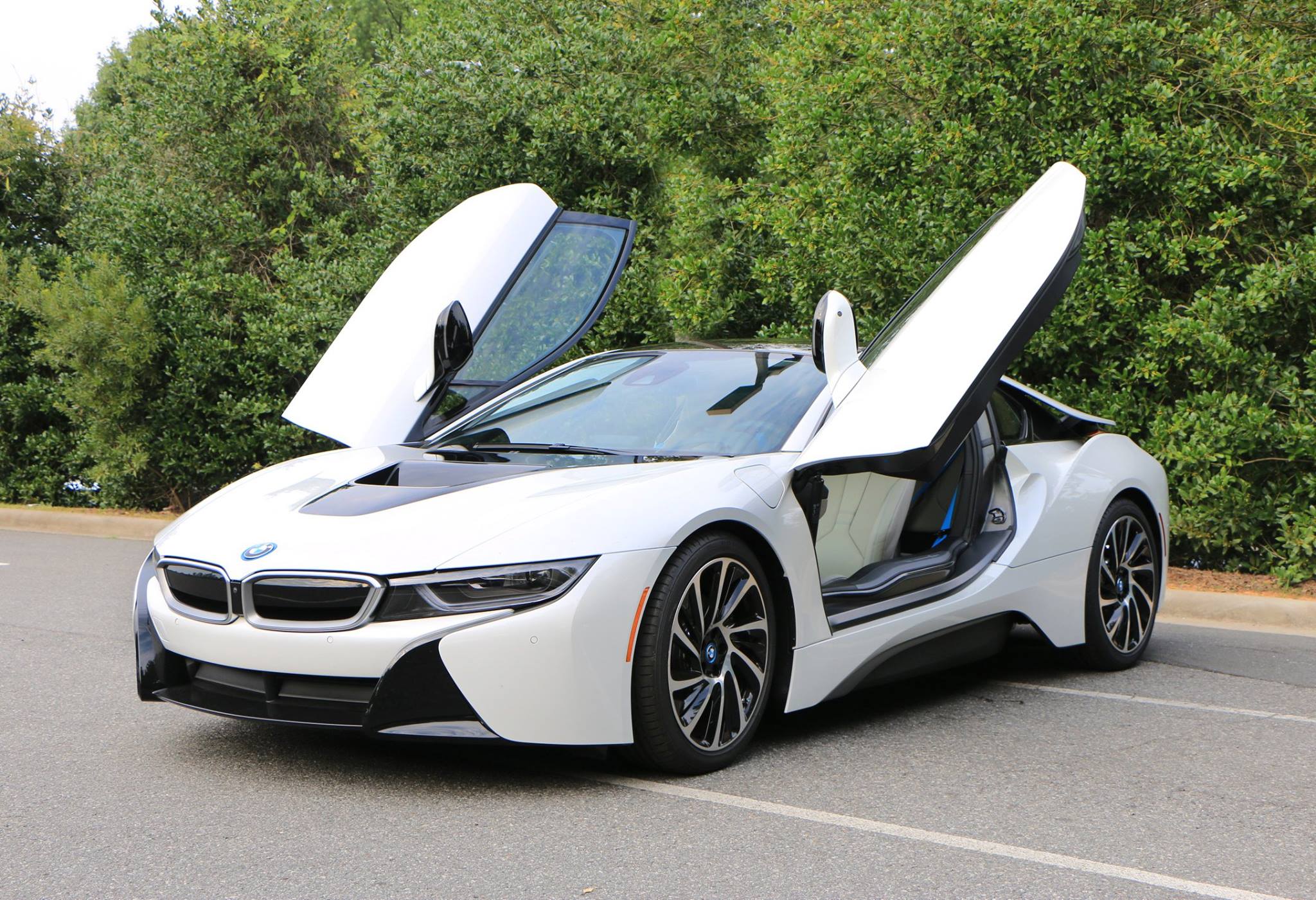 2016-bmw-i8-for-sale-1.jpg