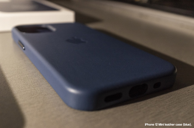 appleblue2.jpg