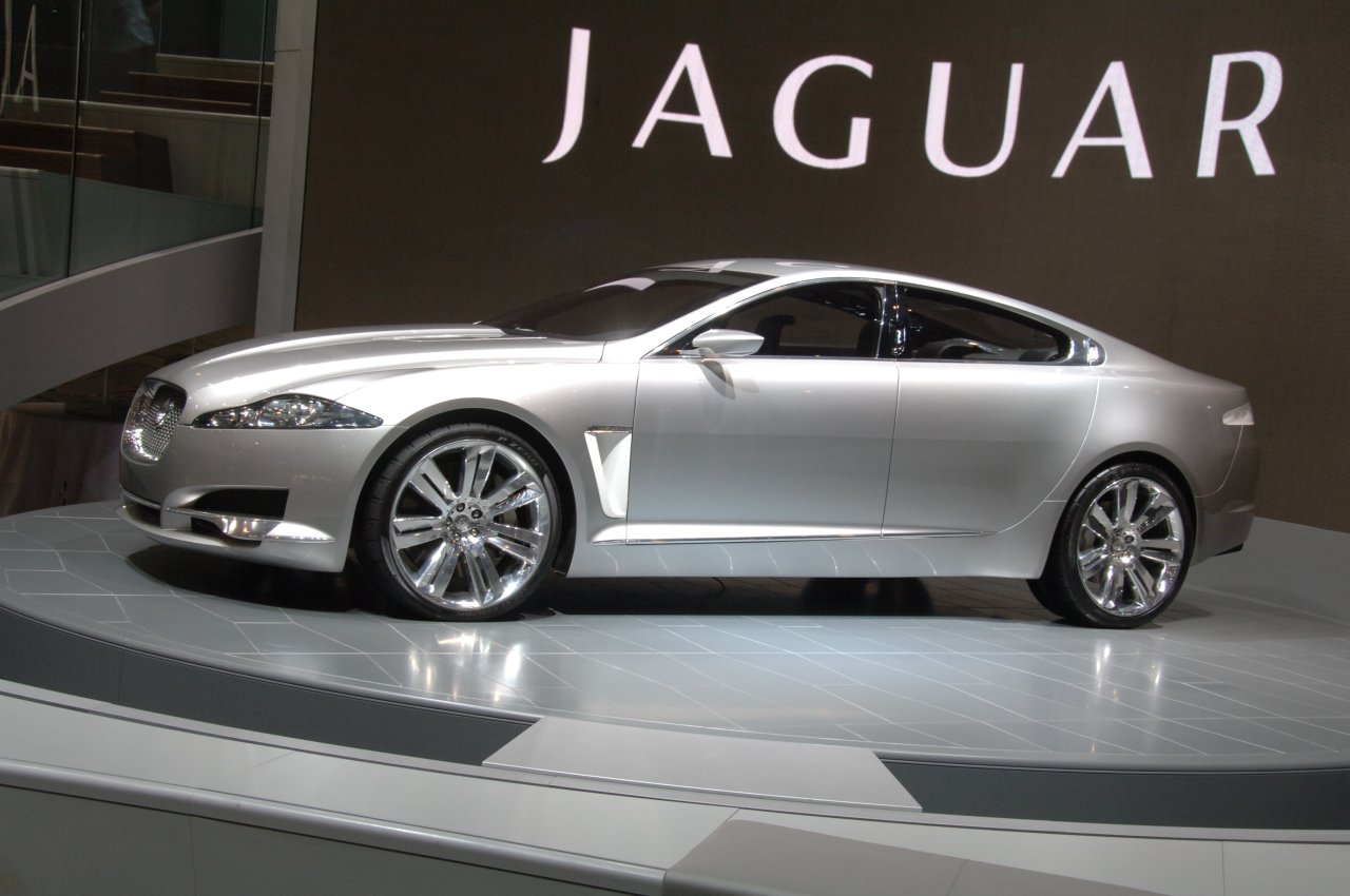 jaguar_2007_xf.jpg