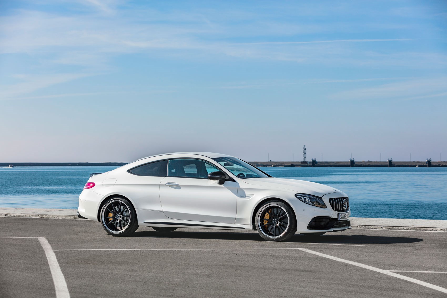 amg_c63_2018_24.jpg