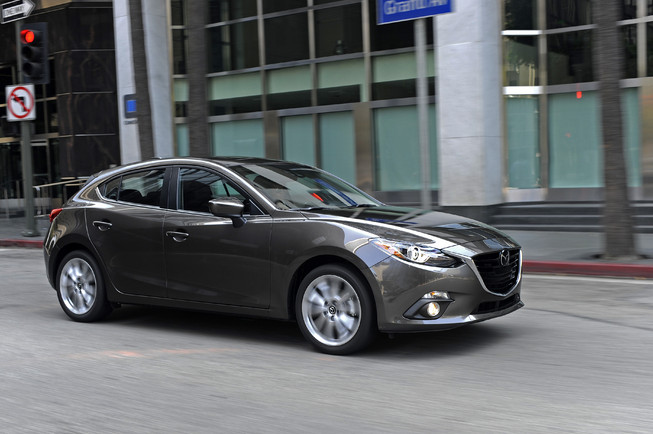 2014-mazda-mazda3-hatch-37_653.jpg