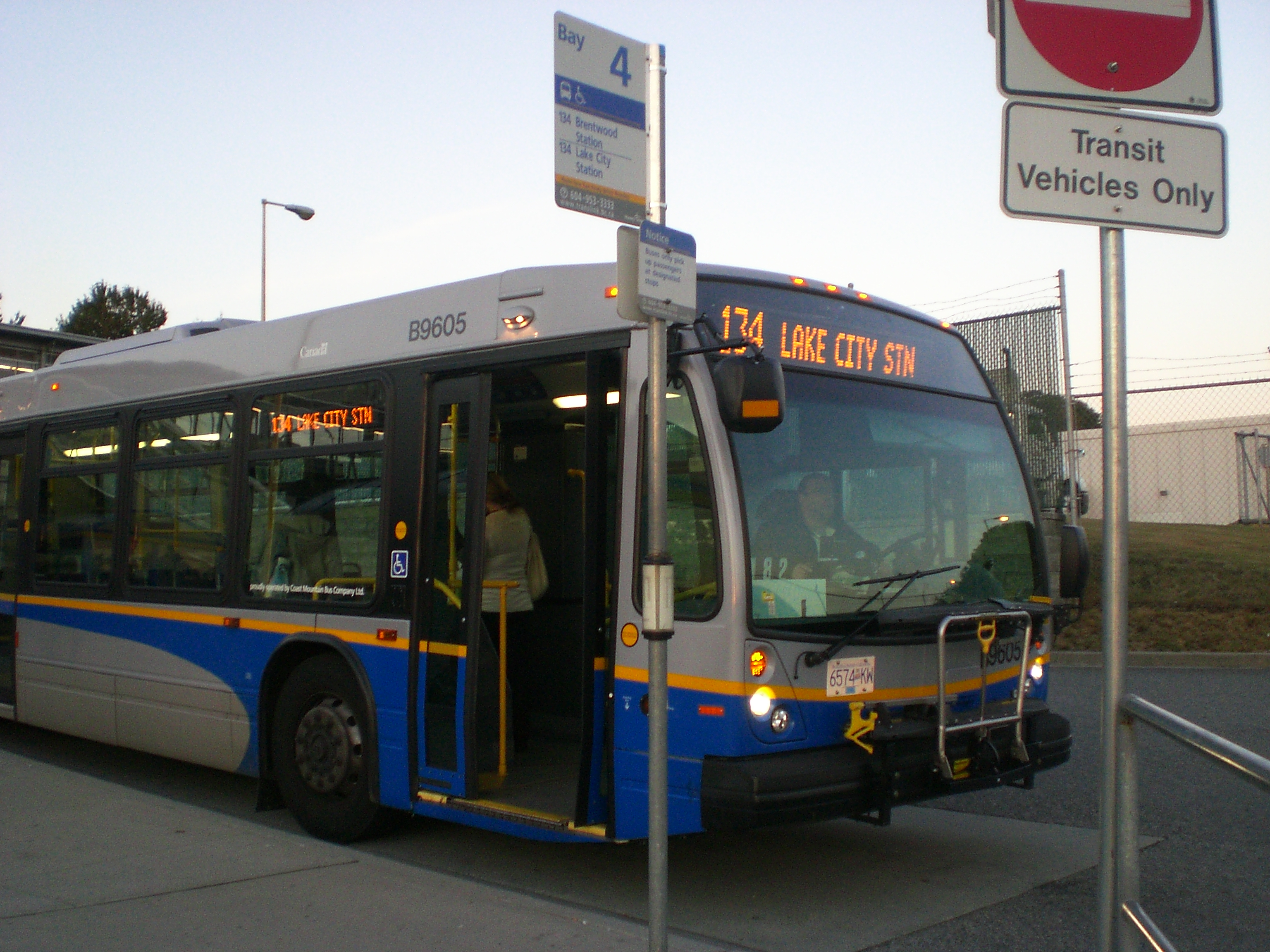 TransLink-B9605.jpg