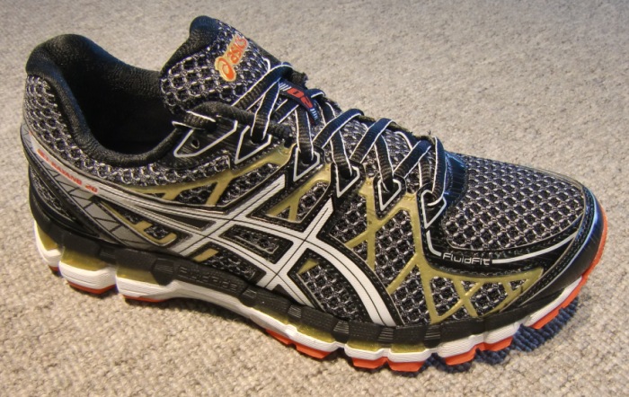 Asics_Gel_Kayano_20_schwarz_gold.jpg