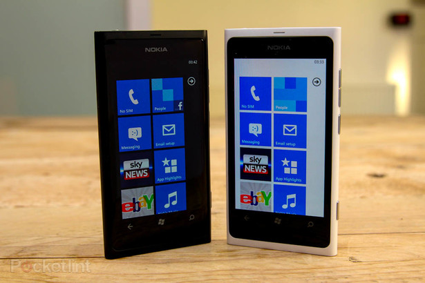 white-nokia-lumia-800-phones4u-21.jpg