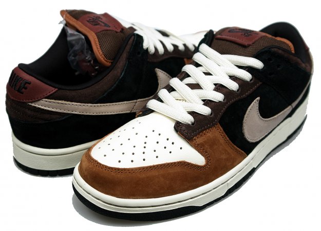 nike-dunk-sb-low-pro-joe-strummer-guitar-before-after-1.jpg