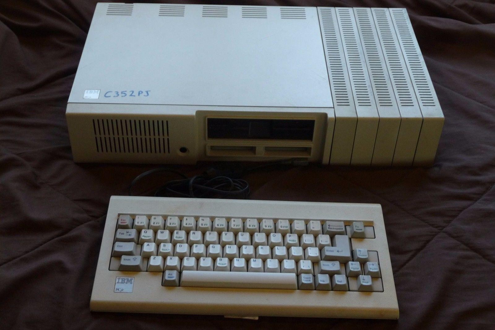 ibm-pcjr-expansion-sidecars_1_522b15c392a416258bf868b3f882120b.jpg