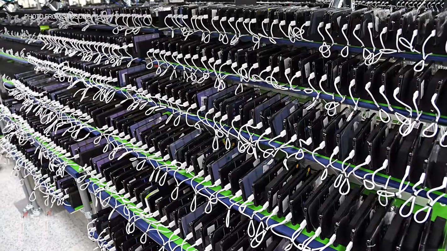 OS-Installation-Samsung-Galaxy-in-Factory.jpg